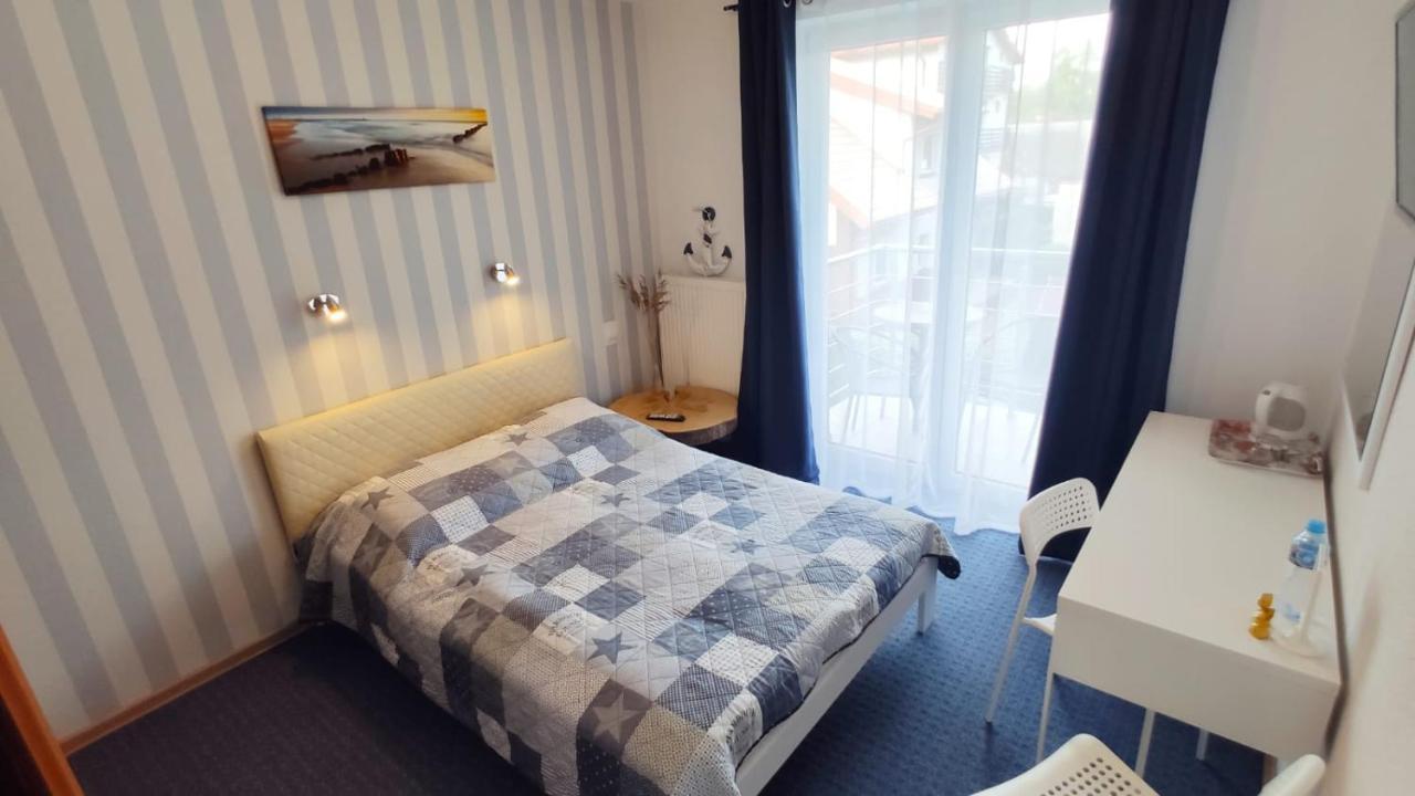 Pokoje Krystyna Wladyslawowo Apartment Exterior photo